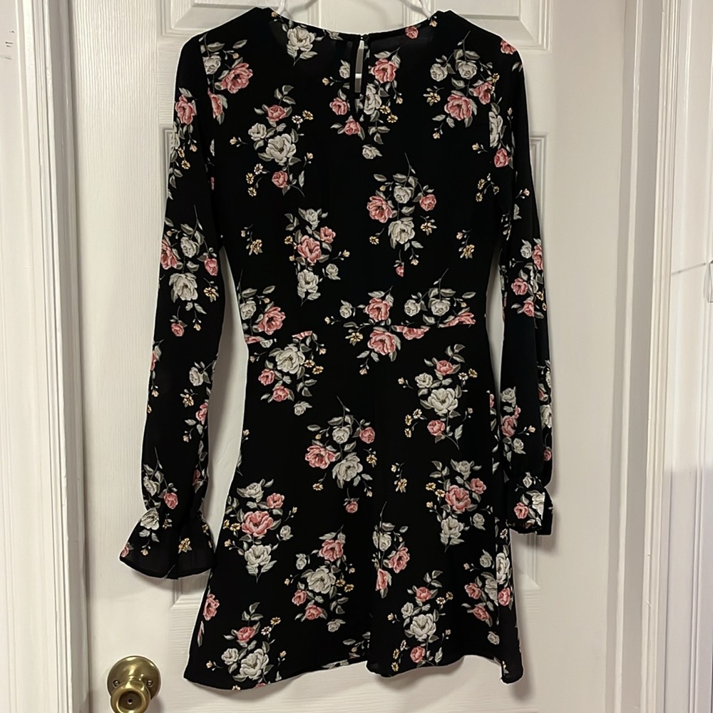 H&M Black Floral Longsleeve Aline Dress - Picture 7 of 7